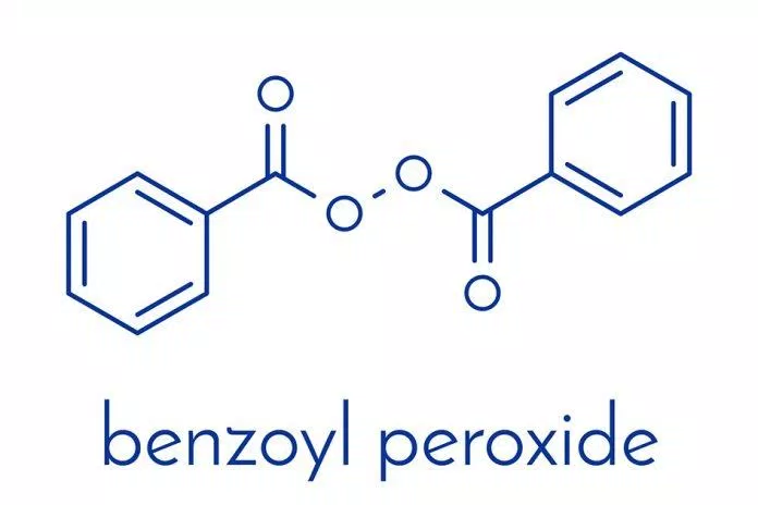 Benzoyl peroxide là hoạt chất trị mụn mạnh