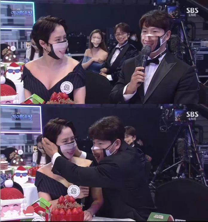 Ngoài ra Kim Jong Kook và Song Ji Hyo được đề cử giải thưởng cặp đôi của năm. (Ảnh: Internet)