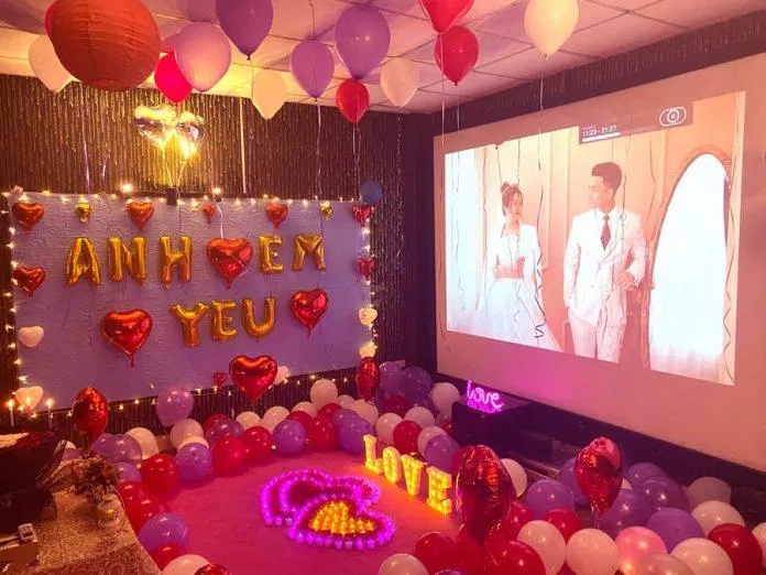 Không gian riêng tư thích hợp cho các cặp đôi - Ảnh: Kinomax cafe phim
