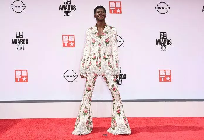 Lil Nas X tại Lễ trao giải BET 2021 (Ảnh: Internet) Lil Nas X tại Lễ trao giải BET 2021 (Ảnh: Internet)