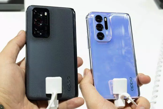 OPPO Find N màu đen và tím tại ngày hội Inno Day (nguồn: Internet) OPPO Find N màu đen và tím tại ngày hội Inno Day (nguồn: Internet)