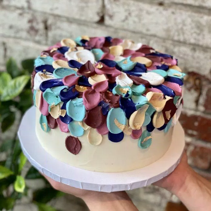 Mẫu bánh sinh nhật đẹp, hot trend năm 2022. (Ảnh: Internet)