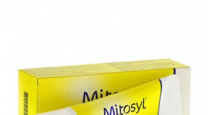 Top 11 kem trị sẹo tốt nhất: sẹo lồi, sẹo thâm, sẹo rỗ đều có loại phù hợp AHA Allatoin Allium Cepa Butylene glycol cách làm mờ sẹo mụn Ceramide 3 Cetearyl Alcohol Chiết xuất hành tây chiết xuất lô hội Chiết xuất nghệ Chiết xuất rong biển Chiết xuất xoài Coenzyme Q10 công dụng gel trị sẹo Glucosamin hành tây hiệu quả Hiruscar Post Ance kem trị sẹo kem trị sẹo cho trẻ em Kem trị sẹo Contractubex Kem trị sẹo Dermatix Ultra Kem trị sẹo Dri te Anti Ance Cream kem trị sẹo Fixderma Scar kem trị sẹo Klirvin kem trị sẹo RtopR Kem xóa sẹo Scar Estheique REJUVASKIN khắc phục làm mờ sẹo làm mờ thâm sẹo làn da Mitosyl Irritation mờ thâm MPS Nhật Bản Ori te Anti Ance Cream phục hồi Rejuvasil Scar sáp ong Scar Esthetique Rejuvaskin sẹo lồi Silicone Polymer Silicones Squalene thành phần Tinh chất Vaccha top kem trị sẹo tốt nhất trái cây trị sẹo Trị sẹo Gentacin Trị sẹo lồi trị sẹo lõm trị sẹo mụn trị sẹo rỗ trị thâm trị thâm sẹo vết sẹo vitamin A Vitamin B3 vitamin C Vitamin C Ester vitamin E