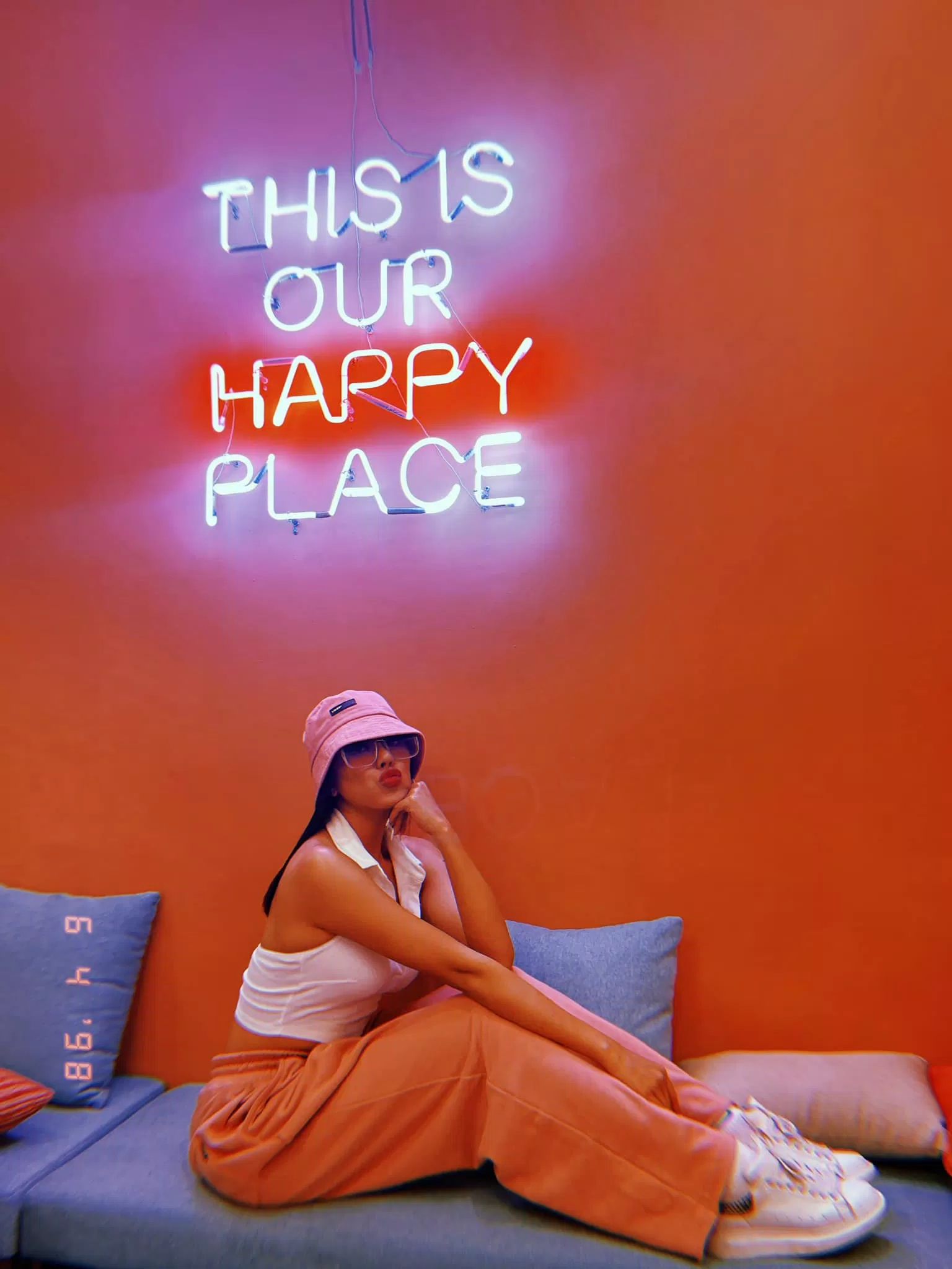 Pause dáng hết sức trẻ trung và sang chảnh của Kim Duyên ( ảnh: Fb Nguyễn Huỳnh Kim Duyên) Pause dáng hết sức trẻ trung và sang chảnh của Kim Duyên ( ảnh: Fb Nguyễn Huỳnh Kim Duyên)