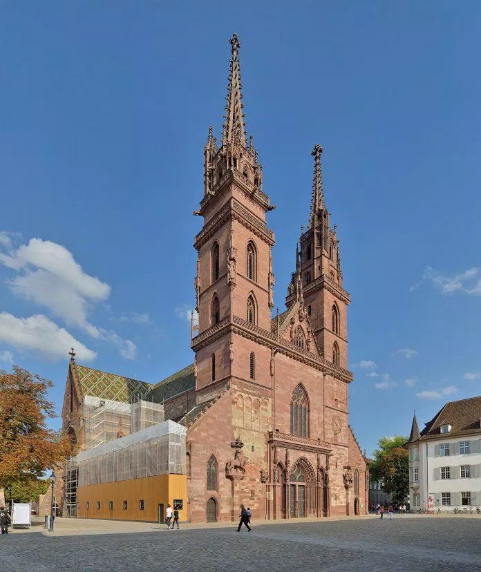 Điểm nhấn của nhà thờ là kiến trúc độc đáo (Nguồn: Internet).