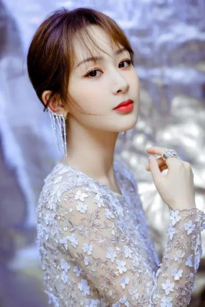 Dương Tử từng được dự đoán là Nữ thần Kim Ưng 2020. (Ảnh: Internet)