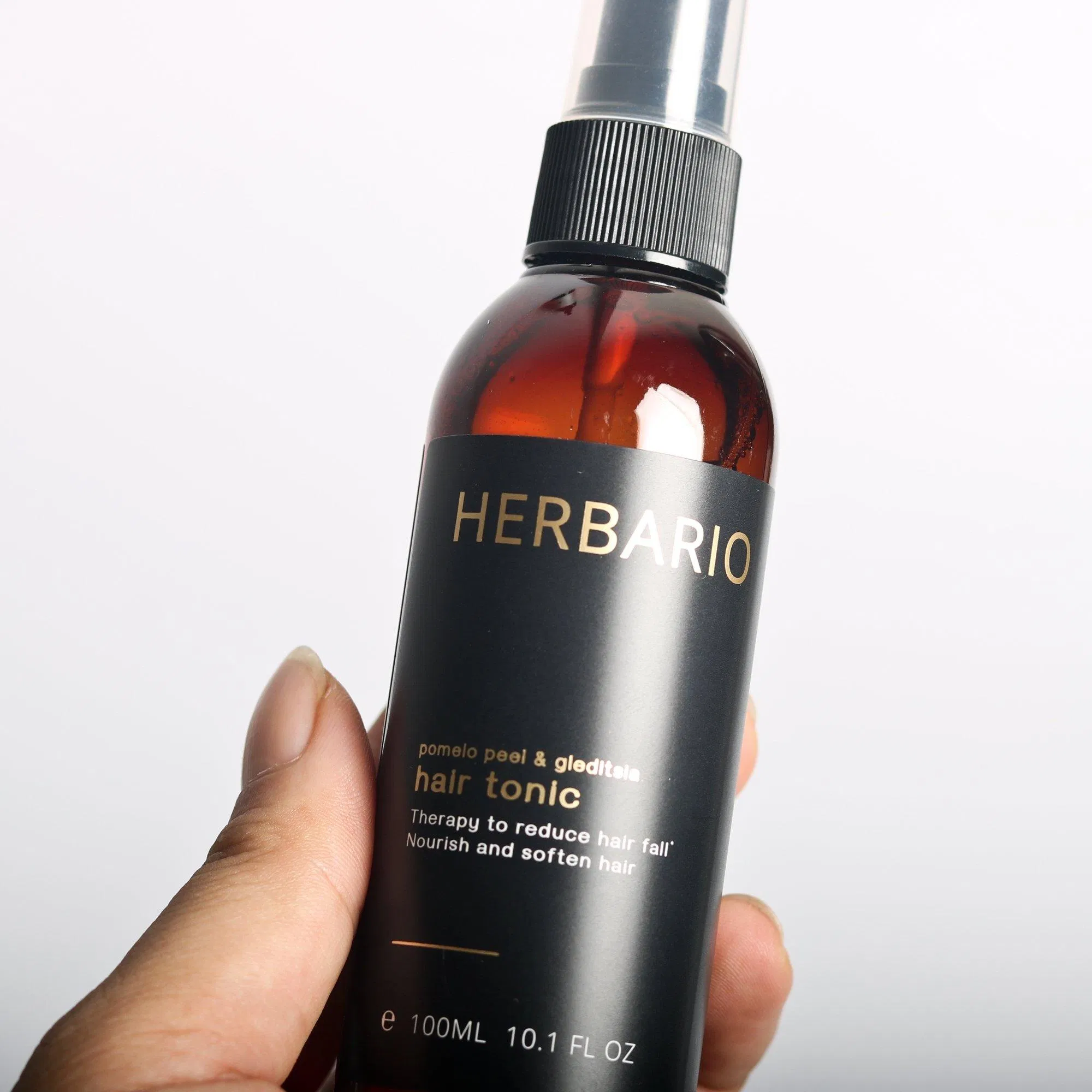 Thiết kế dạng xịt của sản phẩm vô cùng tiện lợi và hữu ích khi sử dụng (Ảnh: Internet)