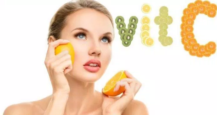 Uống vitamin C quá mức cần thiết dẫn đến nhiều tác động xấu đến sức khỏe.  (Hình: Internet)