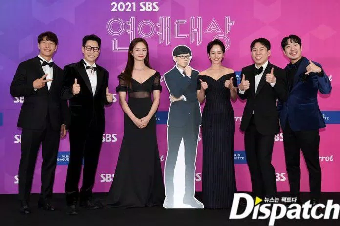 Các thành viên Running Man tại lễ trao giải cuối năm SBS Entertainment Awards 2021. (Ảnh: Internet).