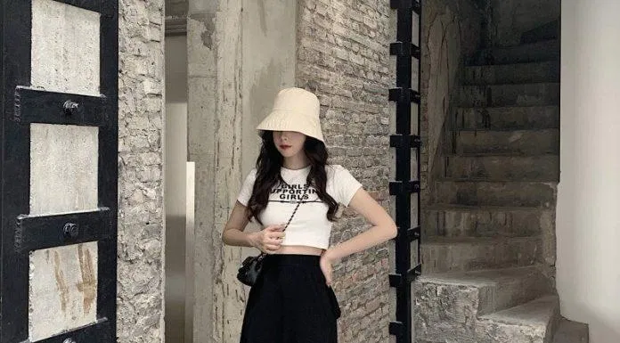 croptop với chân váy midi đầy quyến rũ, thanh lịch ( Ảnh: internet)
