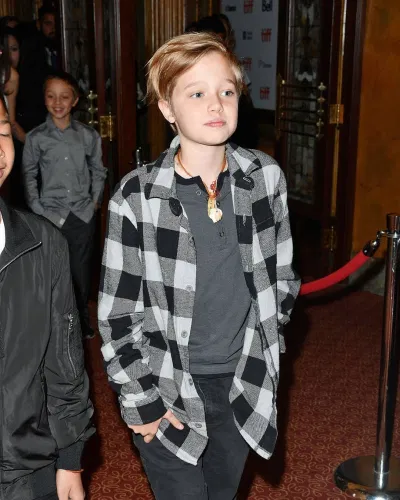 Shiloh khi còn nhỏ là một cô nhóc tomboy chính hiệu (Nguồn: Internet) Shiloh khi còn nhỏ là một cô nhóc tomboy chính hiệu (Nguồn: Internet)