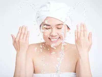 Đối với phụ nữ Nhật Bản họ rất quan tâm đến việc làm sạch để làn da luôn thoáng mịn (Nguồn: internet)