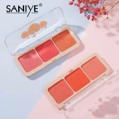 Phấn má hồng SANIYE có tận 3 màu má trong cùng một bảng màu (Nguồn: Internet) Phấn má hồng SANIYE có tận 3 màu má trong cùng một bảng màu (Nguồn: Internet)
