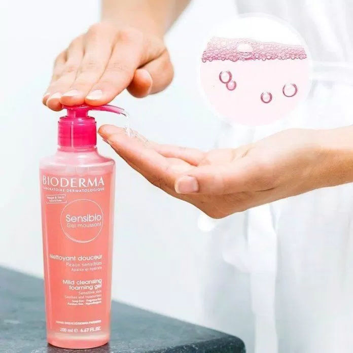 Dù là dược mỹ phẩm nhưng Bioderma Sensibio Gel Moussant lại cực kì an toàn (Nguồn: Internet) Dù là dược mỹ phẩm nhưng Bioderma Sensibio Gel Moussant lại cực kì an toàn (Nguồn: Internet)