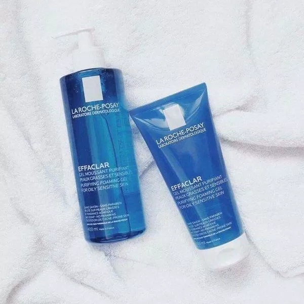 La Roche-Posay EFFACLAR Micro-peeling với độ lành tính cao (Nguồn: Internet) La Roche-Posay EFFACLAR Micro-peeling với độ lành tính cao (Nguồn: Internet)