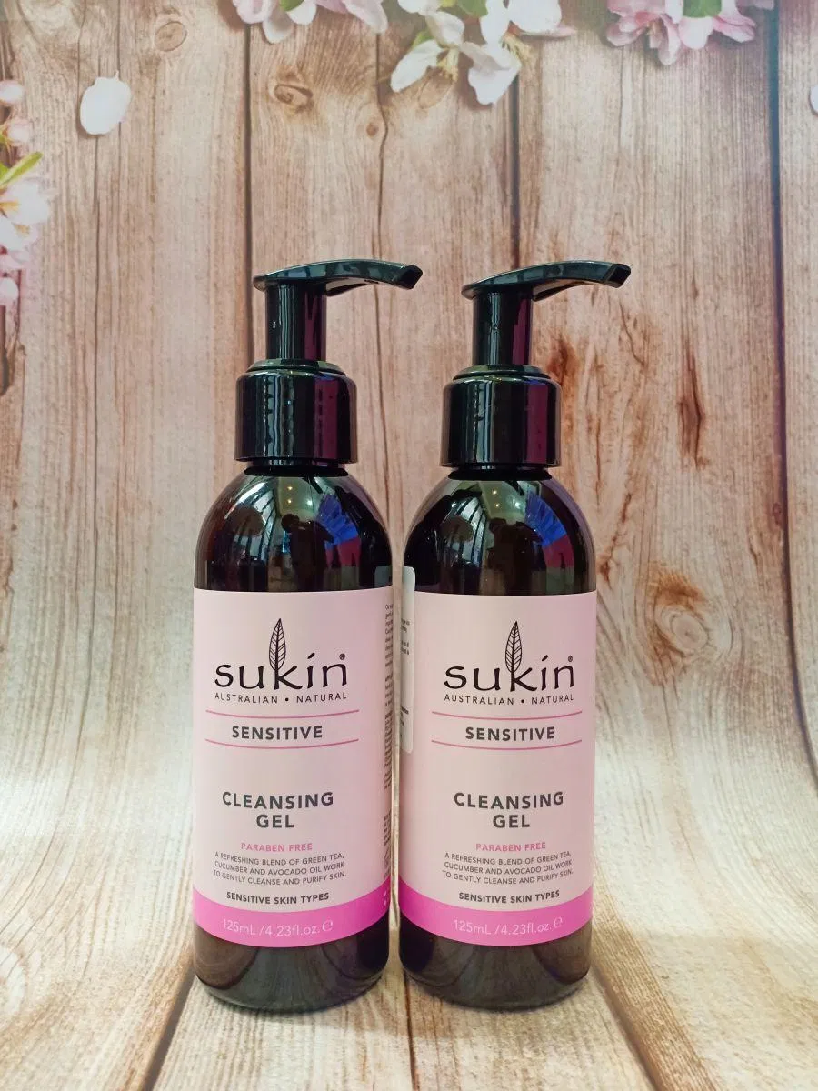 Sữa rửa mặt Sukin Sensitive Cleansing Lotion với chiết xuất thiên nhiên đến từ Úc (Nguồn: Internet) Sữa rửa mặt Sukin Sensitive Cleansing Lotion với chiết xuất thiên nhiên đến từ Úc (Nguồn: Internet)