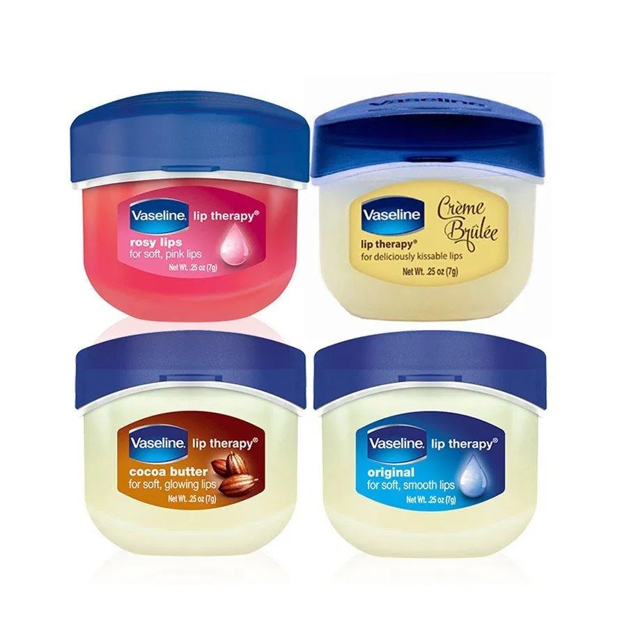 Vaseline Lip Therapy vừa là dưỡng môi mà lại loại bỏ da chết hiệu quả (Nguồn: Internet)