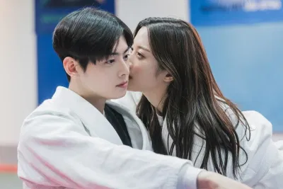 Cha Eun Woo trong phim Vẻ Đẹp Đích Thực. (Nguồn: Internet)