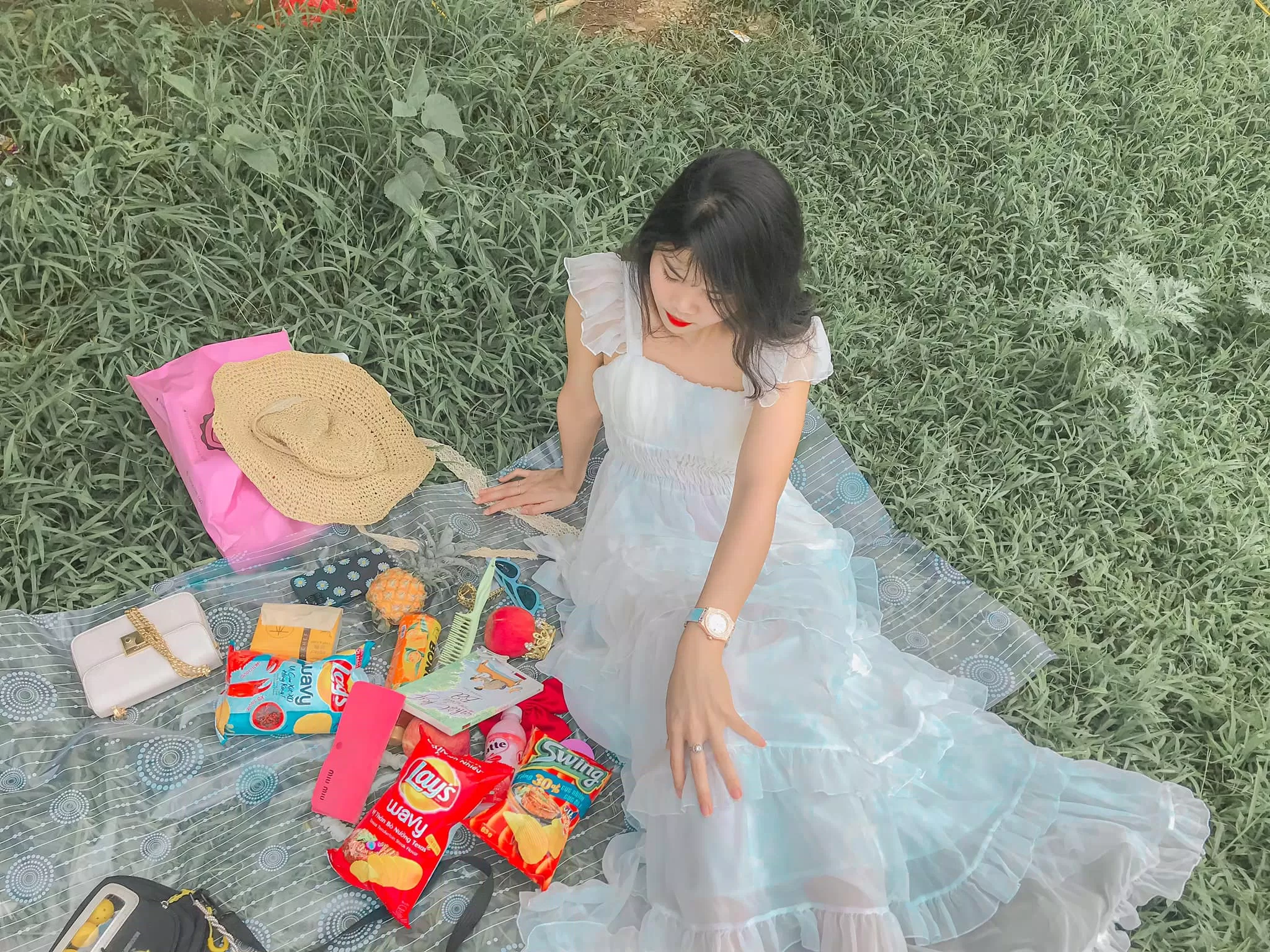 Picnic trong khuôn viên của Bãi Đá - Ảnh: Nguyễn Thu Hương