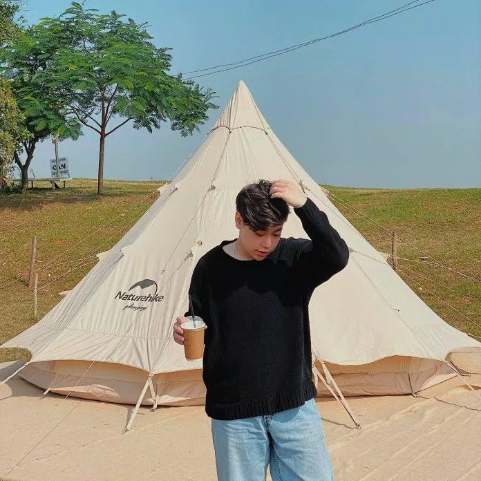Khuôn viên cắm trại vô cùng xinh xắn - Ảnh: Tran Lam Bach