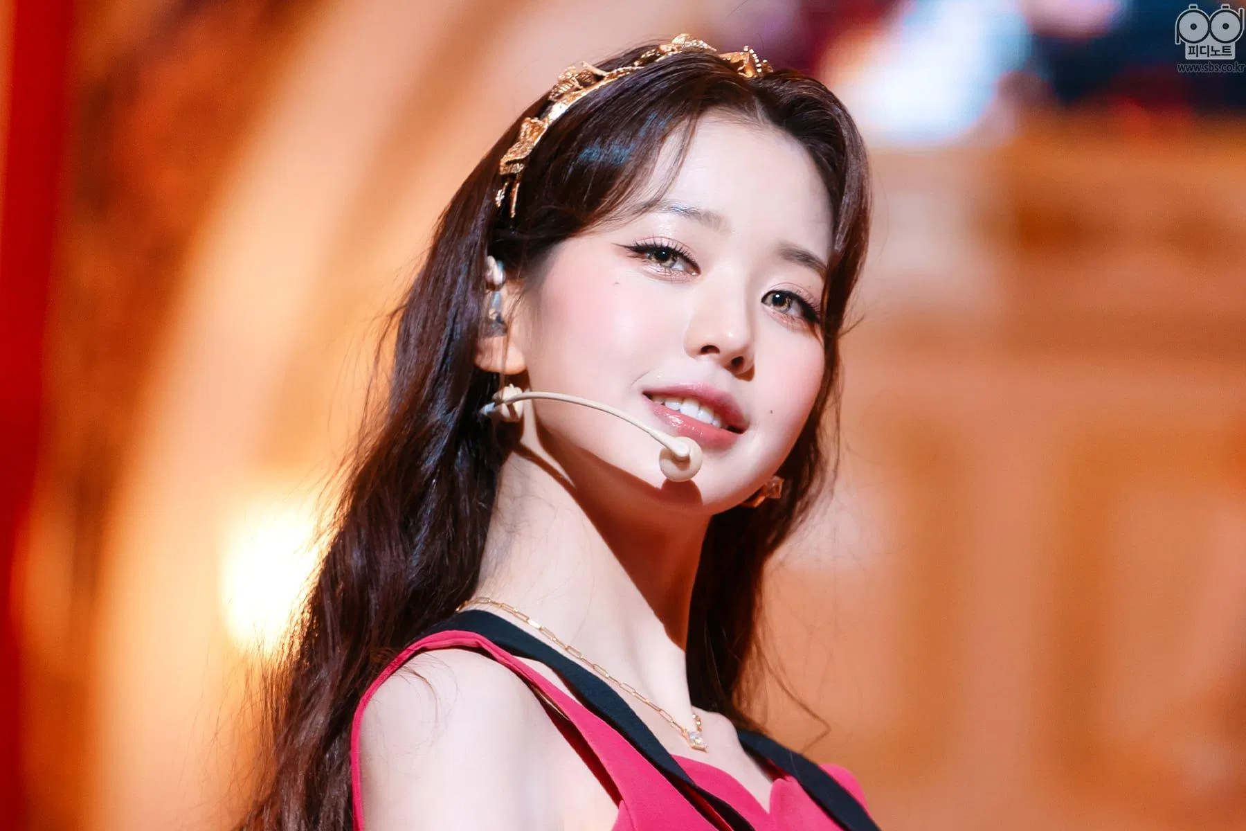 Biểu cảm không thể chê vào đâu của Wonyoung (Ảnh: Internet)