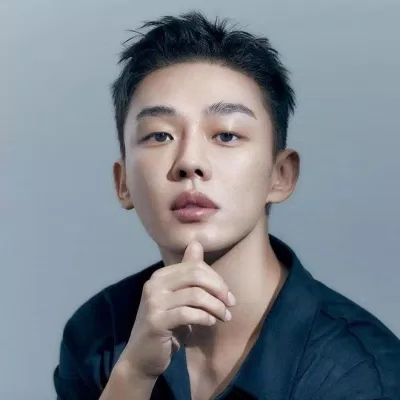 Yoo Ah In cũng từng khẳng định anh thích IU. (Ảnh: Internet)