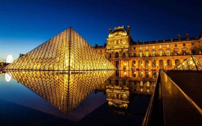 Bảo tàng Louvre (Nguồn: Internet).