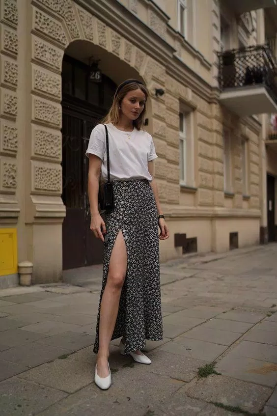 Những món đồ đơn giản kết hợp với nhau một cách tinh tế sẽ tạo nên một outfit thời thượng