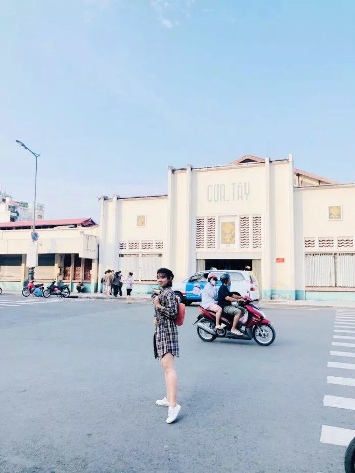Chợ Bến Thành - biểu tượng Sài Gòn. (Ảnh: Kim Cúc) Chợ Bến Thành - biểu tượng Sài Gòn. (Ảnh: Kim Cúc)