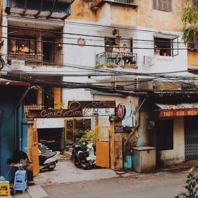 Nếu yêu thích nghệ thuật thì hãy tới đây nhé (nguồn: Couchsurfing Cafe)
