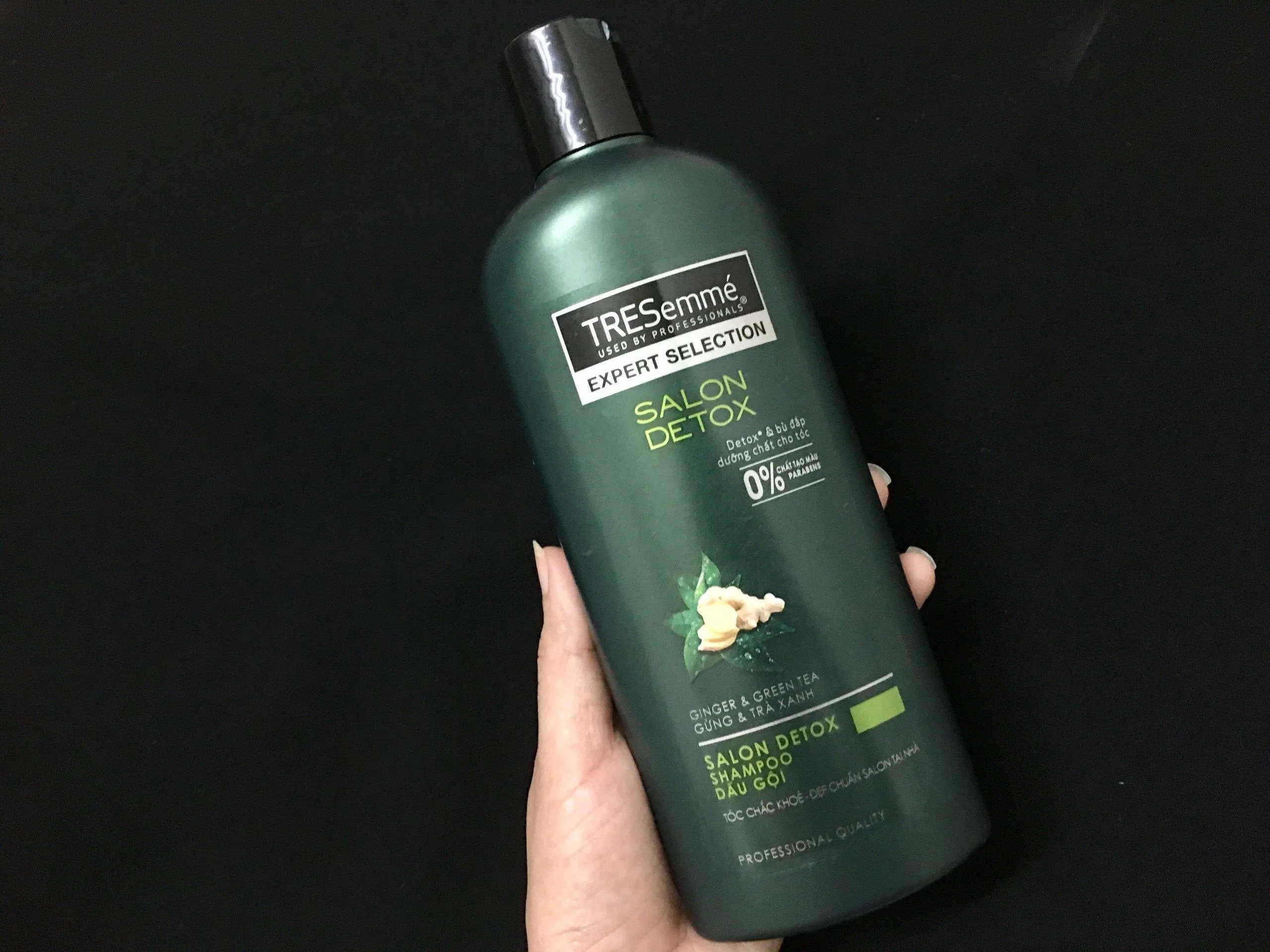 Thải độc cho tóc chuẩn salon ngay tại nhà cùng Tresemme Salon Detox. (nguồn:Internet).