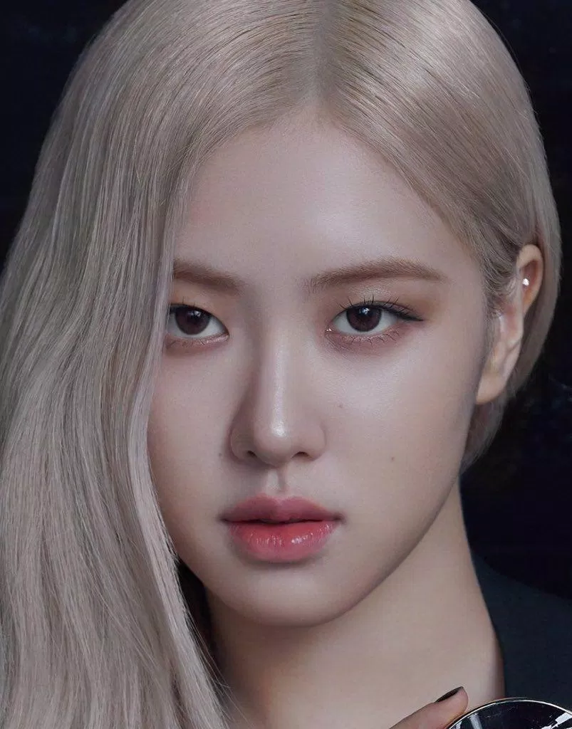 Dáng mày cho khuôn mặt dài (ảnh: internet) Dáng mày cho khuôn mặt dài (ảnh: internet)