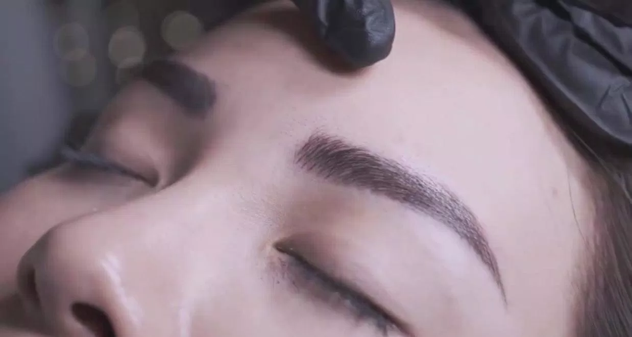 Chân mày được điêu khắc 9D siêu tự nhiên (ảnh: internet) Chân mày được điêu khắc 9D siêu tự nhiên (ảnh: internet)