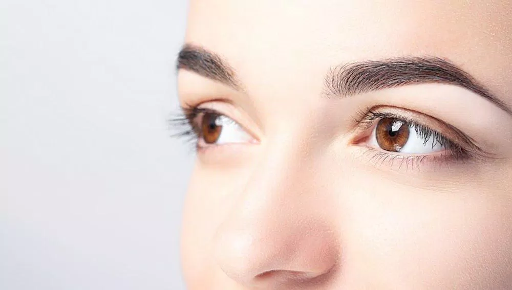 Chân mày được điêu khắc bằng kỹ thuật 8D (ảnh: internet) Chân mày được điêu khắc bằng kỹ thuật 8D (ảnh: internet)