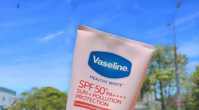 Serum chống nắng cơ thể bảo vệ da VASELINE Healthy Bright SPF50+ PA++++ Sun + Pollution Protection Concentrated Brightening Serum
