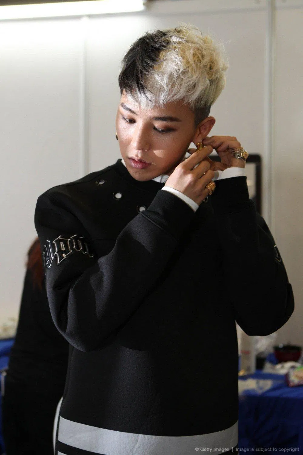 G-Dragon (BIGBANG) thần tượng K-Pop sở hữu màu tóc highlight cực chất. (Nguồn: Internet)