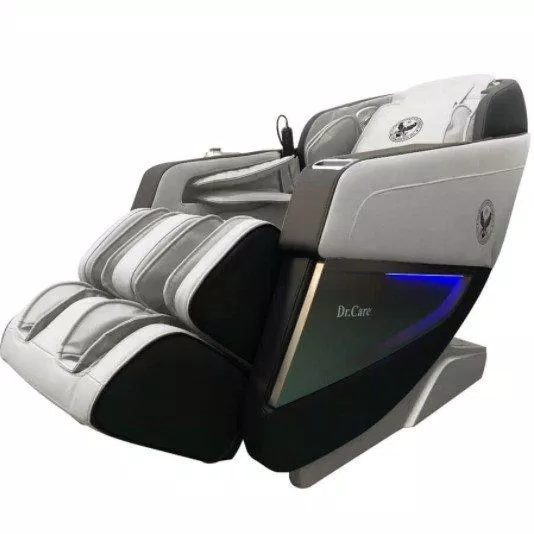 Ghế massage ATOZ DR-AZ 849S có thể được điều khiển bằng giọng nói rất hiện đại và tiện lợi. (Nguồn: Internet)