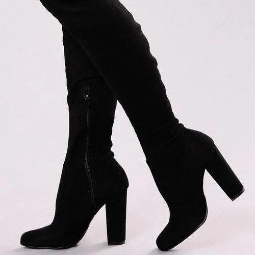 Giày (nguồn: Internet)