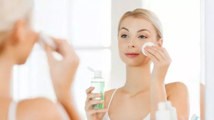 79 Các bước chăm sóc da mụn mà các Genz phải biết mới nhất 6 Glycolic Acid là thành phần vàng có công dụng tẩy tế bào chết và làm trắng sáng da. (nguồn: Internet).