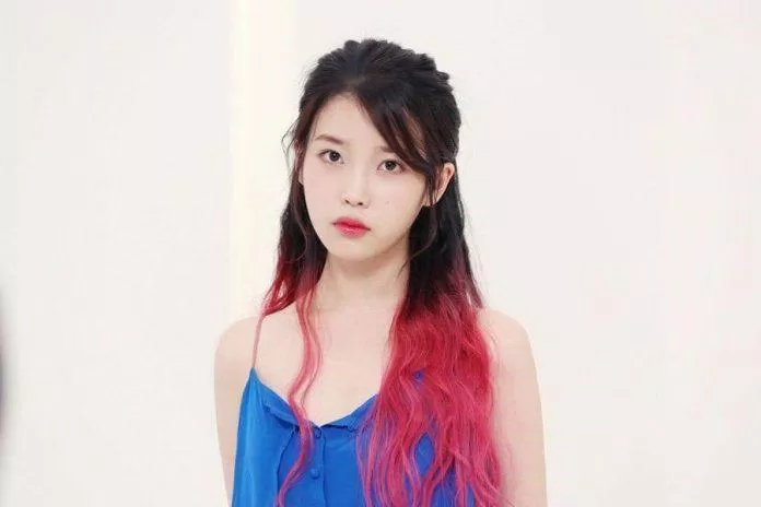 IU thần tượng K-Pop sở hữu màu tóc highlight cực chất. (Nguồn: Internet)