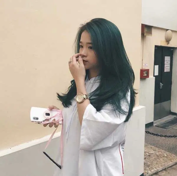 Nâu lạnh ánh xanh độc lạ (ảnh: internet) Nâu lạnh ánh xanh độc lạ (ảnh: internet)