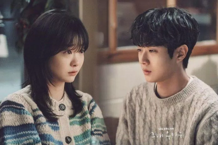 Hai diễn viên chính Kim Da Mi - Choi Woo Sik là nhân tố chính giúp Our Belove Summer trở nên nổi tiếng.  (Ảnh: Internet)