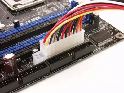 Dây cắm cung cấp điện từ nguồn vào mainboard (Ảnh: Internet). Dây cắm cung cấp điện từ nguồn vào mainboard (Ảnh: Internet).