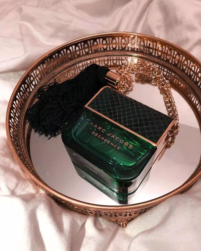 nước hoa Marc Jacobs Decadence