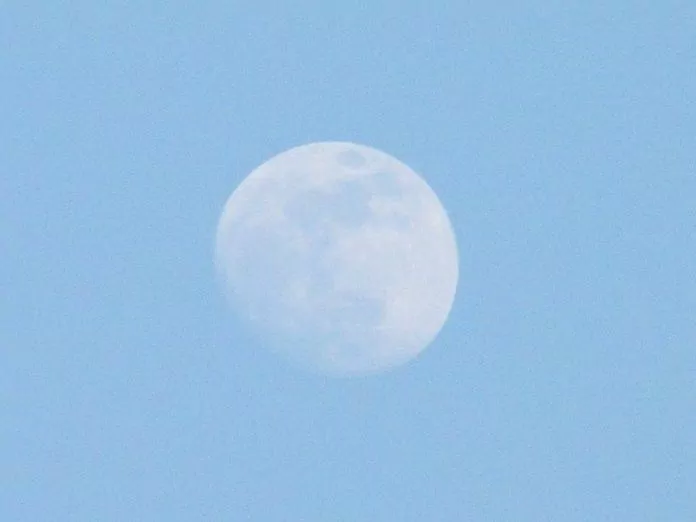 Waxing Gibbous Moon (Nguồn: Internet)