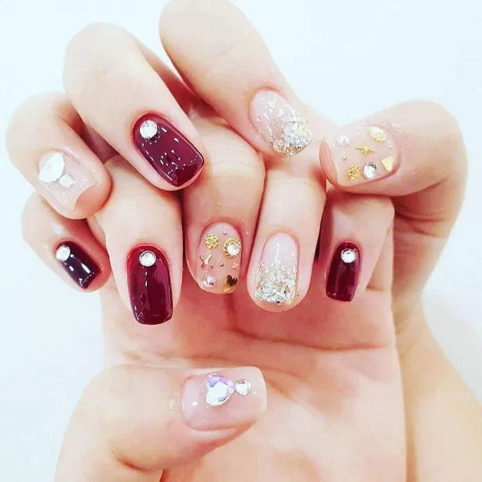 Mẫu nail Tết 2023 đẹp sang chảnh. (Ảnh: Internet)