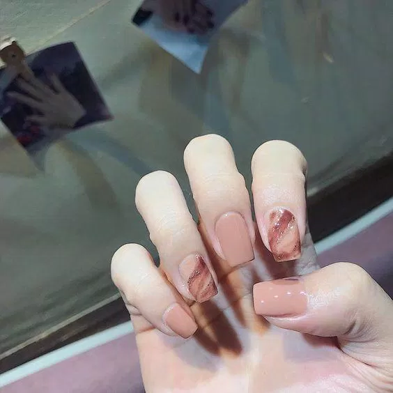 Mẫu nail ombre sang trọng (ảnh: internet)