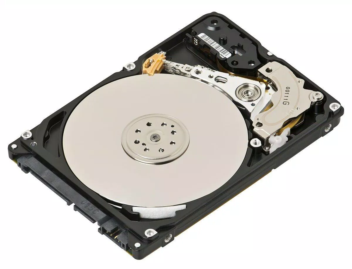 Ổ cứng HDD rất dễ bị hư nếu ngắt điện nhiều lần (Ảnh: Internet).