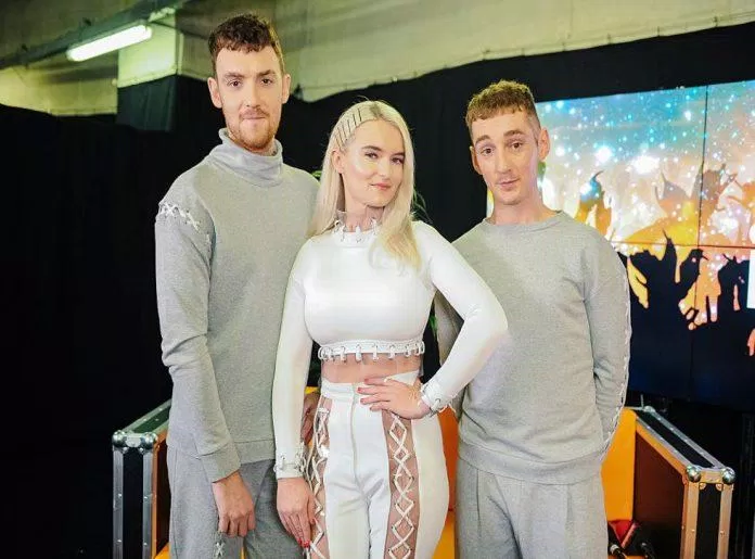Ban nhạc Anh Quốc Clean Bandit (Ảnh: Internet) Ban nhạc Anh Quốc Clean Bandit (Ảnh: Internet)