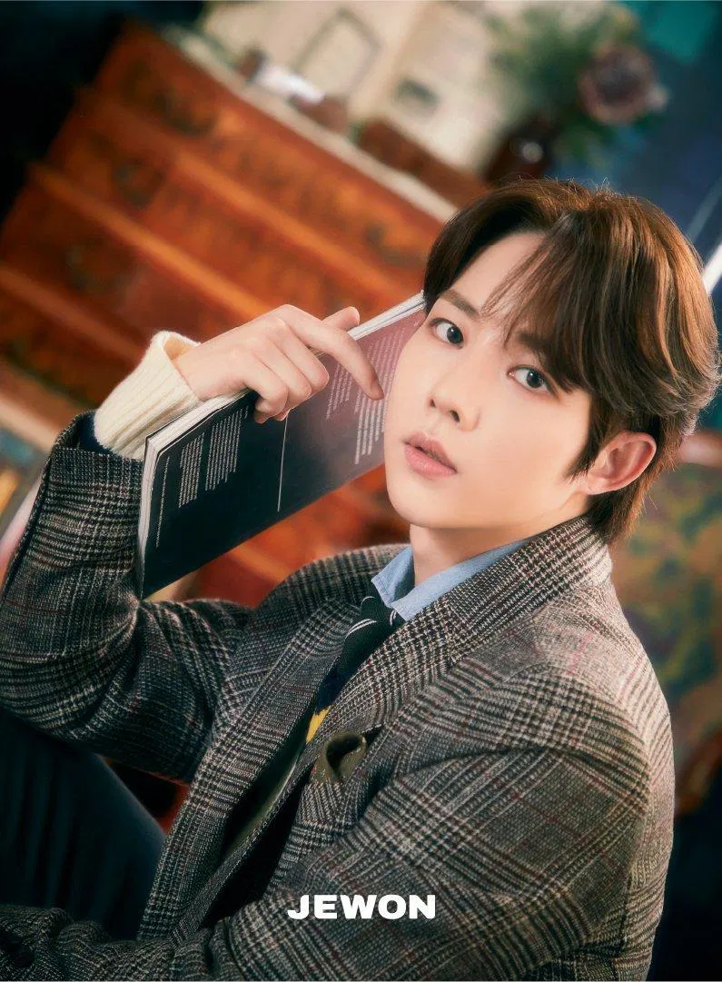 Thành viên Jewon của nhóm nhạc nam NINE.i. (Nguồn: Internet) Thành viên Jewon của nhóm nhạc nam NINE.i. (Nguồn: Internet)